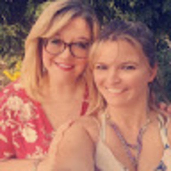 Meet your Posher, Melanie - Picture 1 of 1